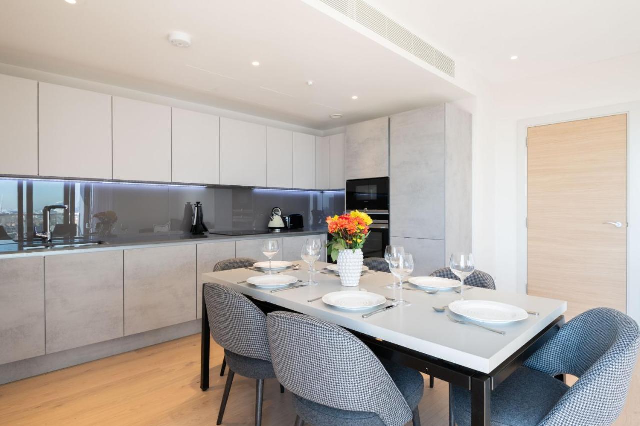 Elegant Victoria Home Close To Sloane Square By Underthedoormat London Exteriör bild